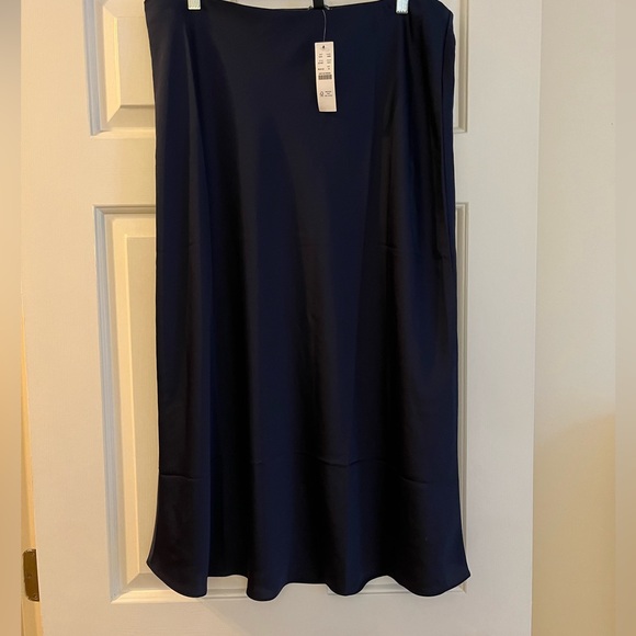 J.Crew Gwyneth Slip Skirt, Navy, XL, NWT - Picture 4 of 7